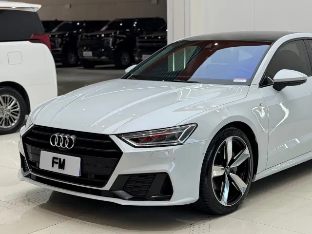 Audi A7 — Фото автомобиля 4