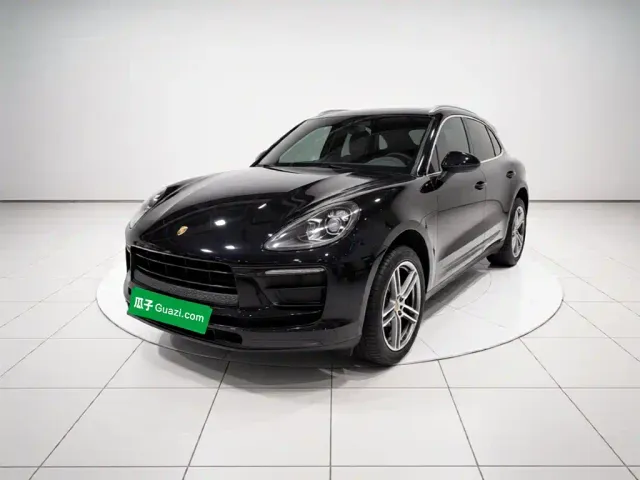 Фотография автомобиля — Porsche Macan