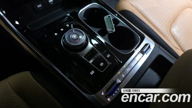 Kia Canival Carnival 4 поколение Бензин 9 мест Signature — Фото автомобиля 9