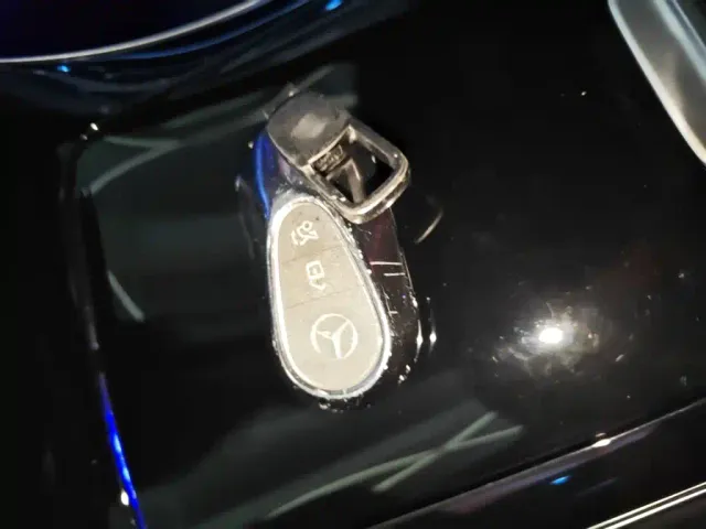 Mercedes-Benz C-Class — Фото автомобиля 8
