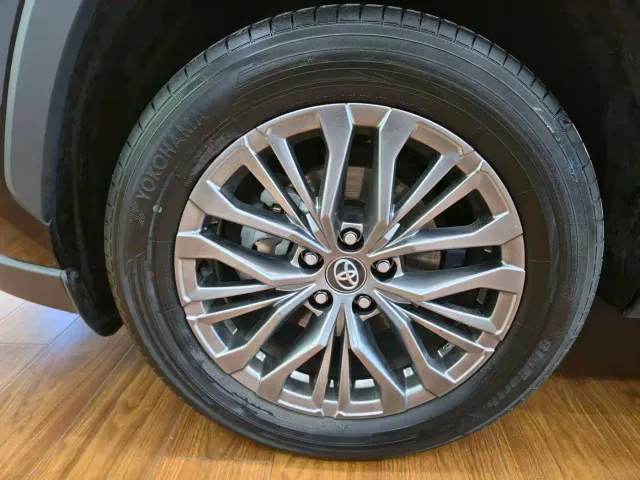 Toyota Wildlander — Фото автомобиля 9