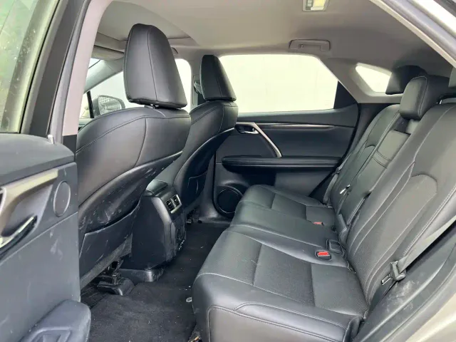 Lexus RX — Фото автомобиля 5