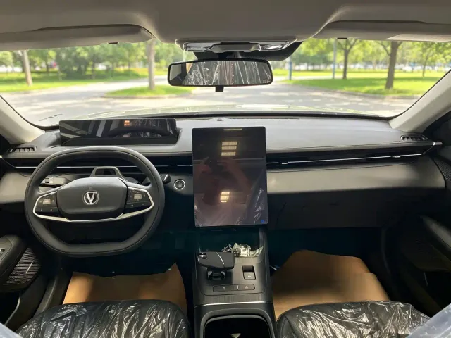 Changan Lamore — Фото автомобиля 9