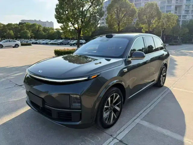 Фотография автомобиля — Li Auto L8