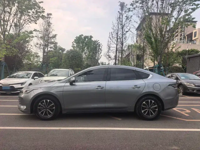 BYD Destroyer 05 — Фото автомобиля 8