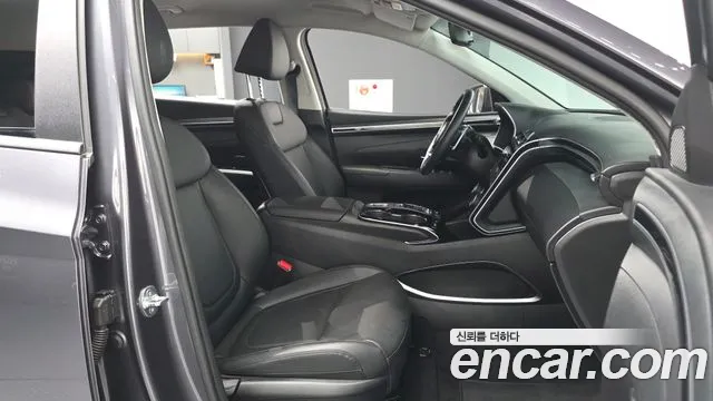 Hyundai Tucson Tucson (NX4) Бензин 1.6 турбо 2WD — Фото автомобиля 11