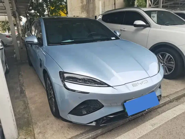 BYD Seal — Фото автомобиля 3