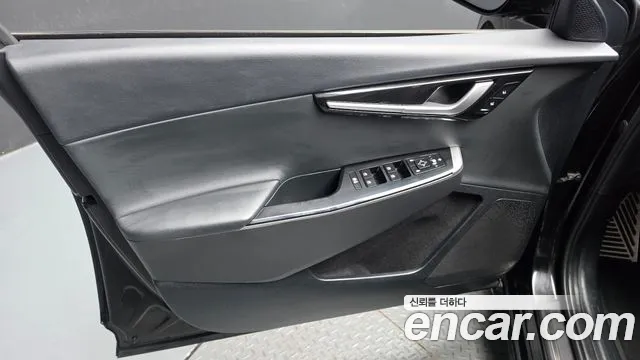 Kia EV6 — Фото автомобиля 13