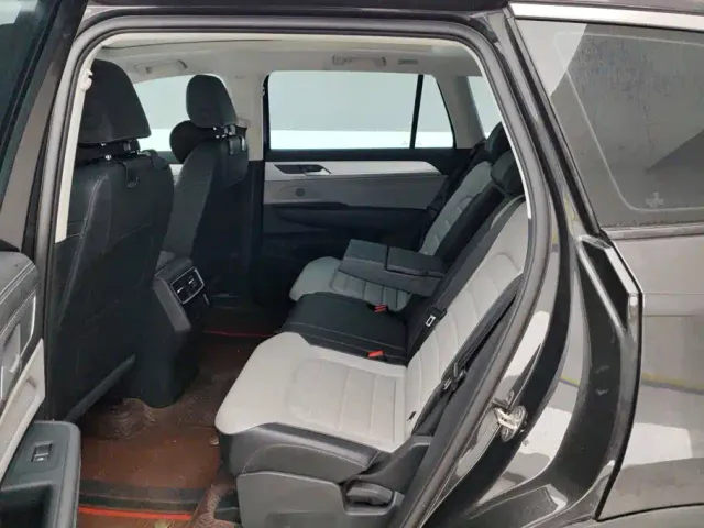 Volkswagen Talagon — Фото автомобиля 11