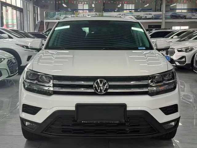 Volkswagen Tharu — Фото автомобиля 2