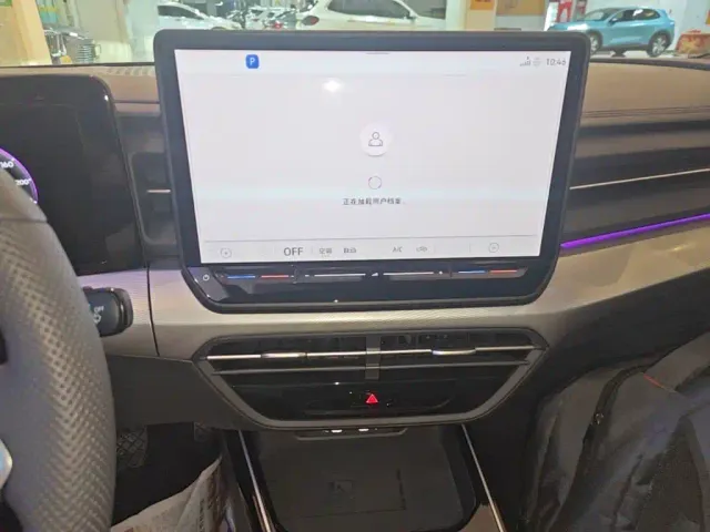 Volkswagen Lamando 2025 Lamando L 2.0T Base — Фото автомобиля 12