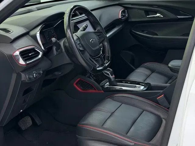 Chevrolet Trailblazer — Фото автомобиля 7