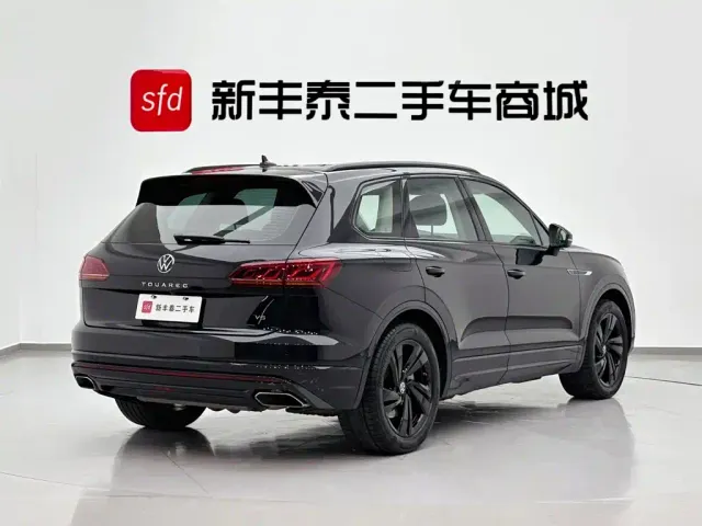 Volkswagen Touareg — Фото автомобиля 5
