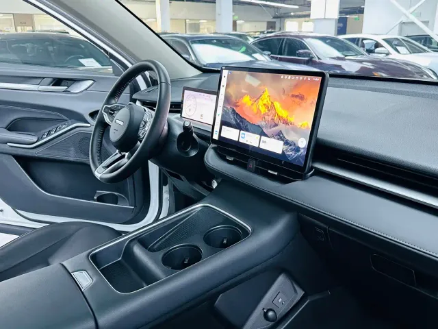 Haval H6 — Фото автомобиля 7