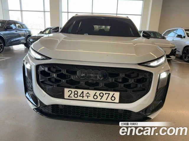 Audi Q3 FJ — Фото автомобиля 3