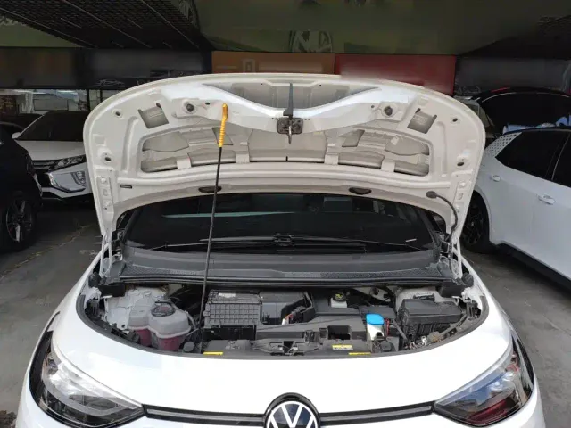 Volkswagen ID.3 — Фото автомобиля 19