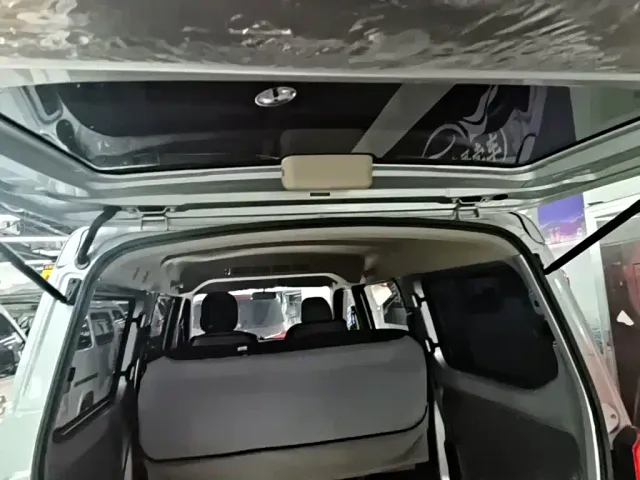 Wuling Rongguang S — Фото автомобиля 18
