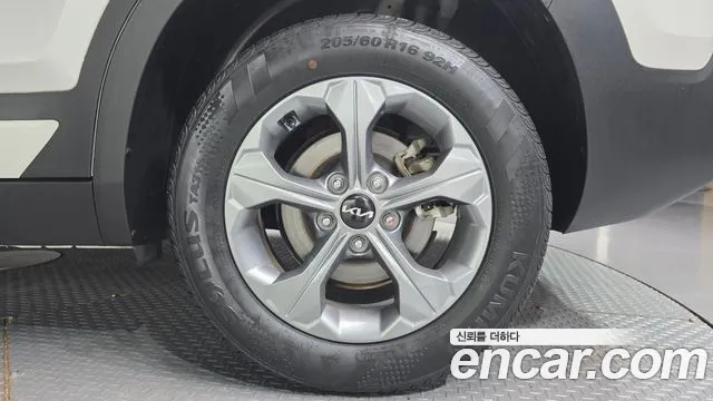Kia Seltos Новый Seltos Бензин 2.0 2WD — Фото автомобиля 5