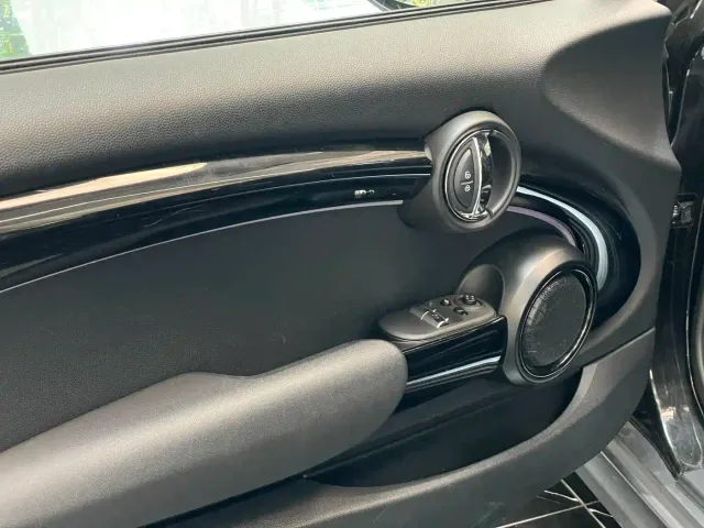 MINI Hatch — Фото автомобиля 6