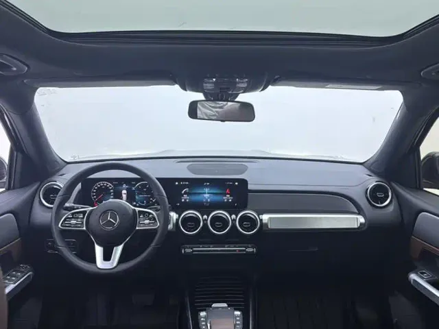 Mercedes-Benz GLB-Class — Фото автомобиля 12