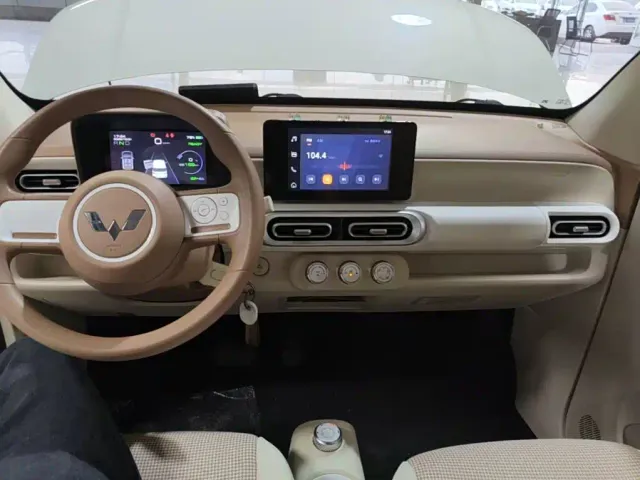 Wuling Hongguang Mini EV — Фото автомобиля 9