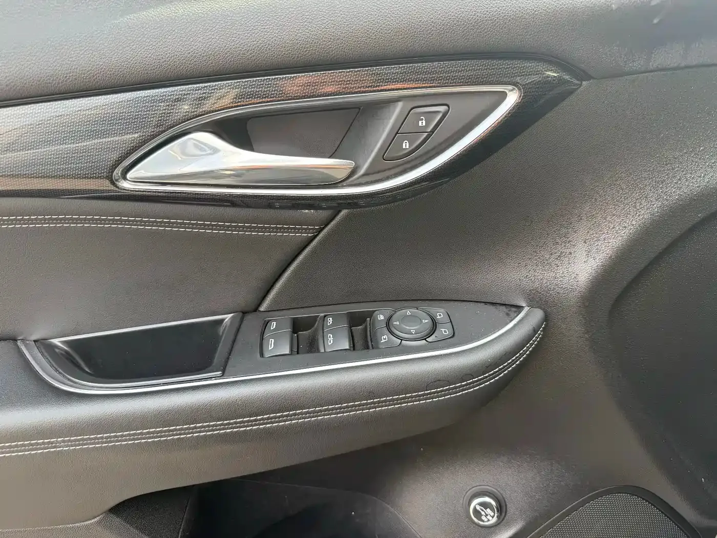 Buick Envision Plus 2022 Enclave Plus 652T 5-Seater Luxury — Фото автомобиля 14