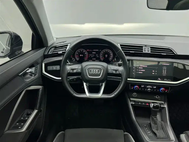 Audi Q3 — Фото автомобиля 18