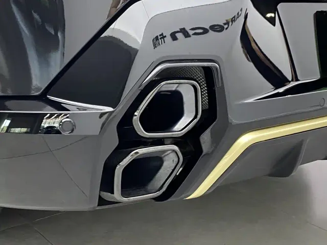 BMW XM — Фото автомобиля 5