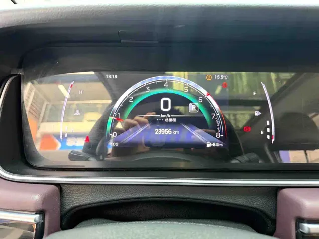 GAC Trumpchi M6 — Фото автомобиля 15