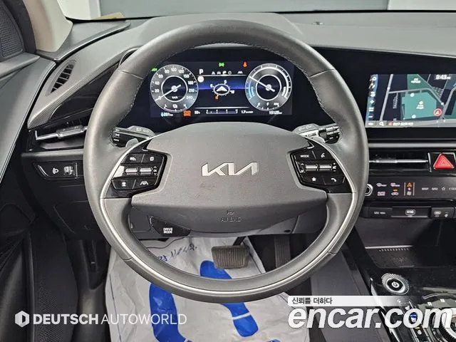 Kia Niro — Фото автомобиля 13