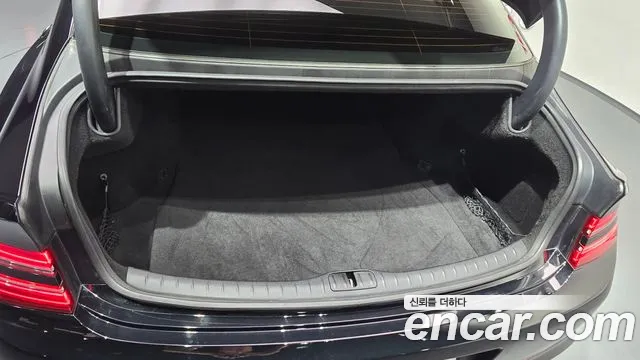 Genesis G80 Бензин 2.5 турбо AWD — Фото автомобиля 30