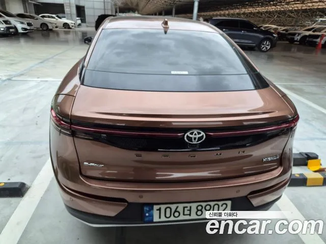 Toyota Crown — Фото автомобиля 4