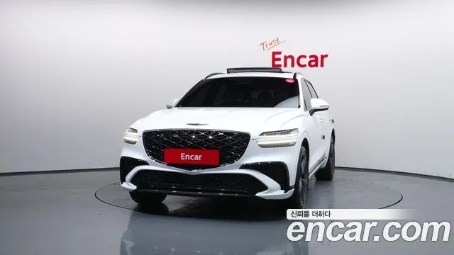 Genesis GV70 — Фото автомобиля 3