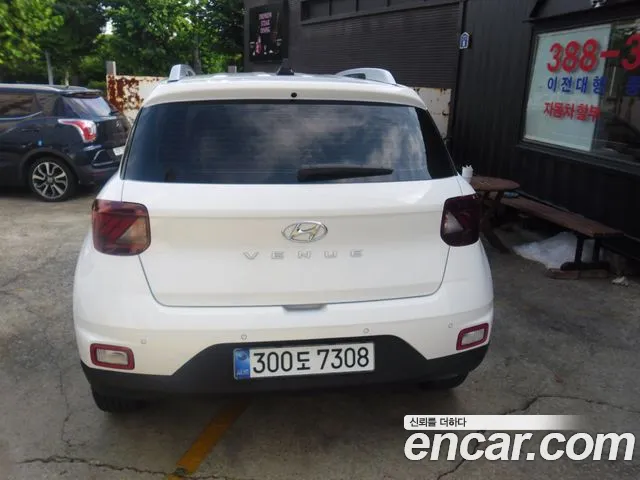 Hyundai Venue Venue 1.6 Flux — Фото автомобиля 2