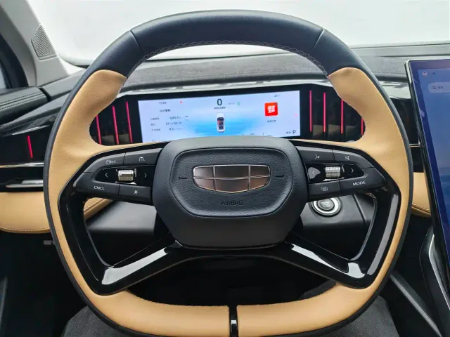 Geely Boyue L — Фото автомобиля 12