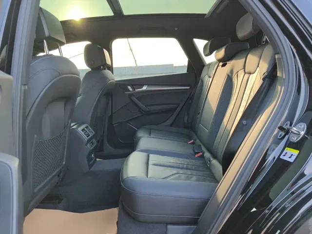 Audi Q5L — Фото автомобиля 12
