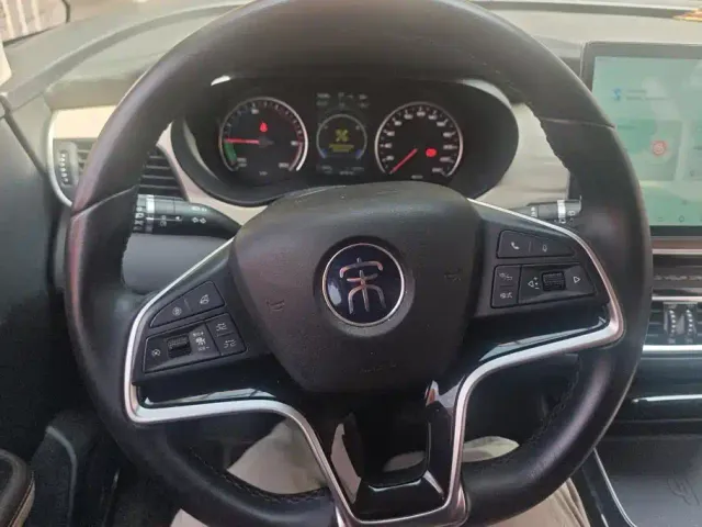 BYD Song MAX — Фото автомобиля 15