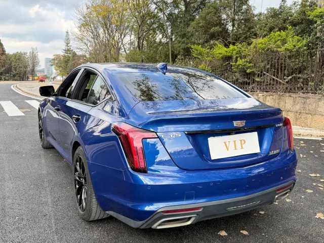 Cadillac CT5 — Фото автомобиля 12
