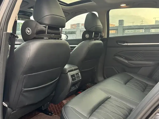 Nissan Teana — Фото автомобиля 6