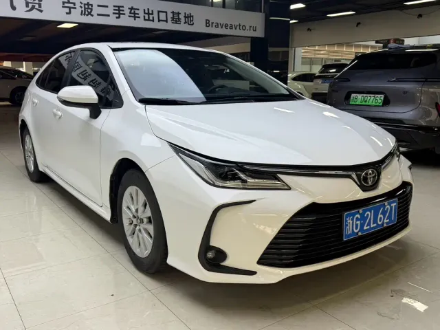 Toyota Corolla — Фото автомобиля 3