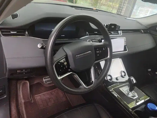 Land Rover Range Rover Evoque — Фото автомобиля 12