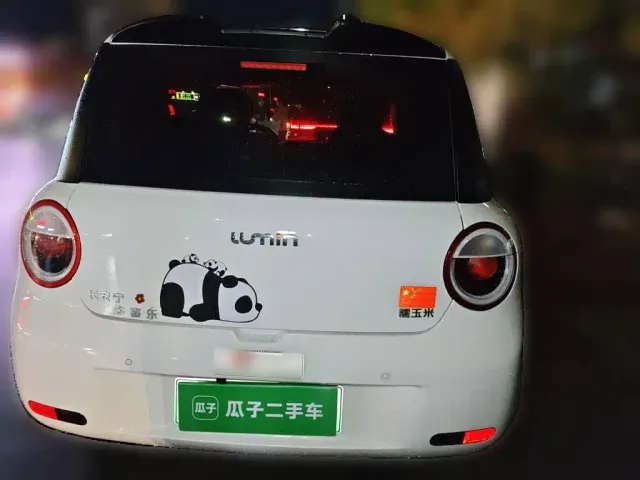 Changan Lumin — Фото автомобиля 3