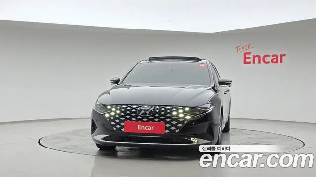Hyundai Grandeur Grandeur (New) — Фото автомобиля 3