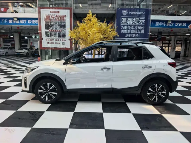 Kia KX1 — Фото автомобиля 7