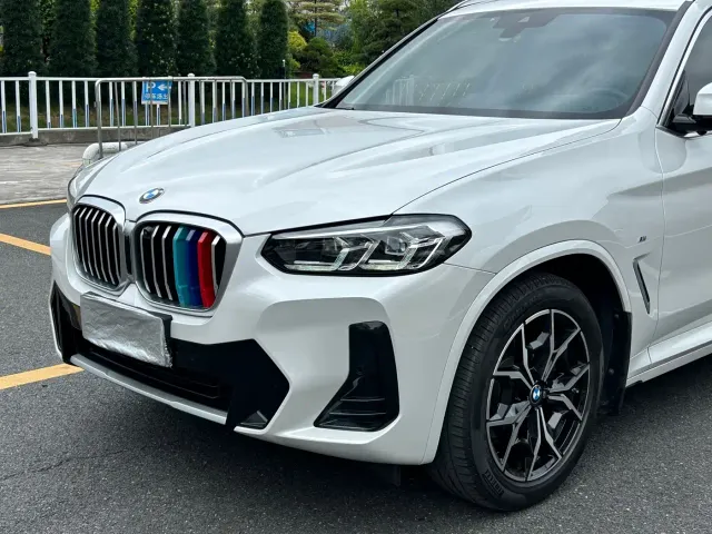 BMW X3 — Фото автомобиля 12