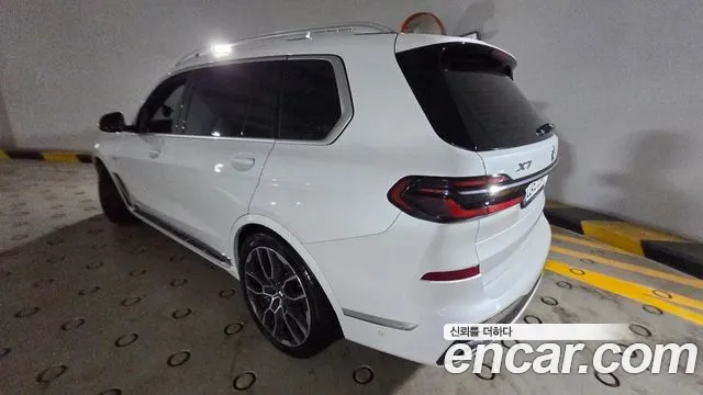 BMW X7 G07 — Фото автомобиля 2