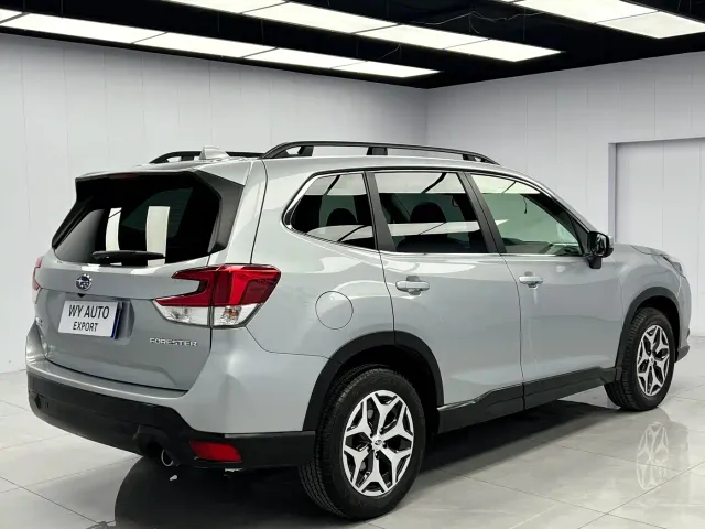 Subaru Forester — Фото автомобиля 5