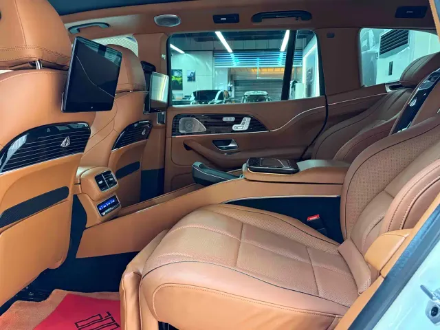 Mercedes-Benz GLS-Class — Фото автомобиля 19