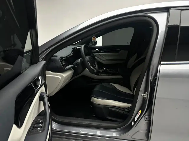 BYD Qin PLUS — Фото автомобиля 9