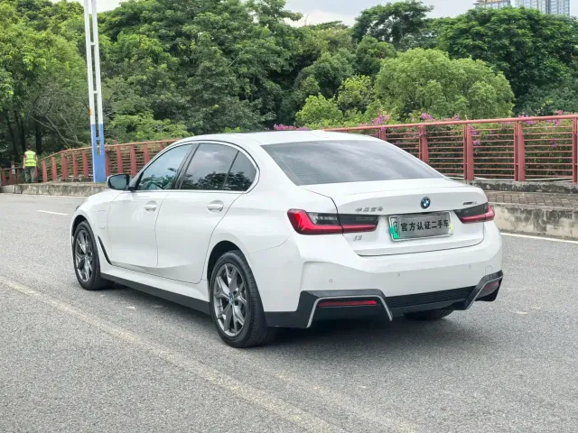 BMW i3 — Фото автомобиля 18